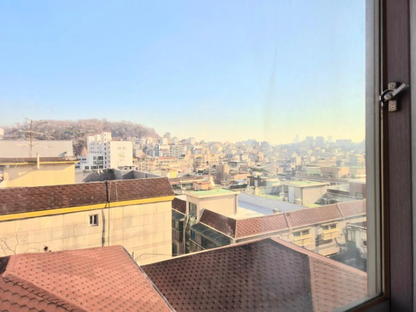 Stayjin Kachisanstation Gimpo Airportincheon Airport Yeouido Hongdae Gocheok Dome Up To 9People 4 Beds Seoul South Korea